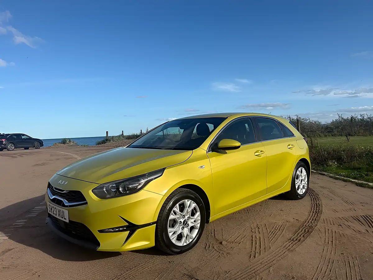 Used 2023 Kia Ceed 2 Yellow - Interior and Exterior details 2
