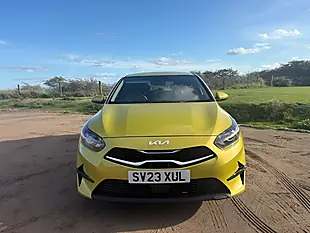 Used 2023 Kia Ceed 2 Yellow - Interior and Exterior details 20