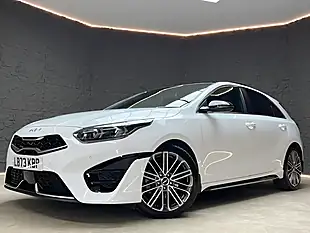 Used 2023 Kia Ceed GT-Line S White - Interior and Exterior details 12