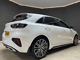 Used 2023 Kia Ceed GT-Line S White - Interior and Exterior details 19