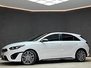Used 2023 Kia Ceed GT-Line S White - Interior and Exterior details 7