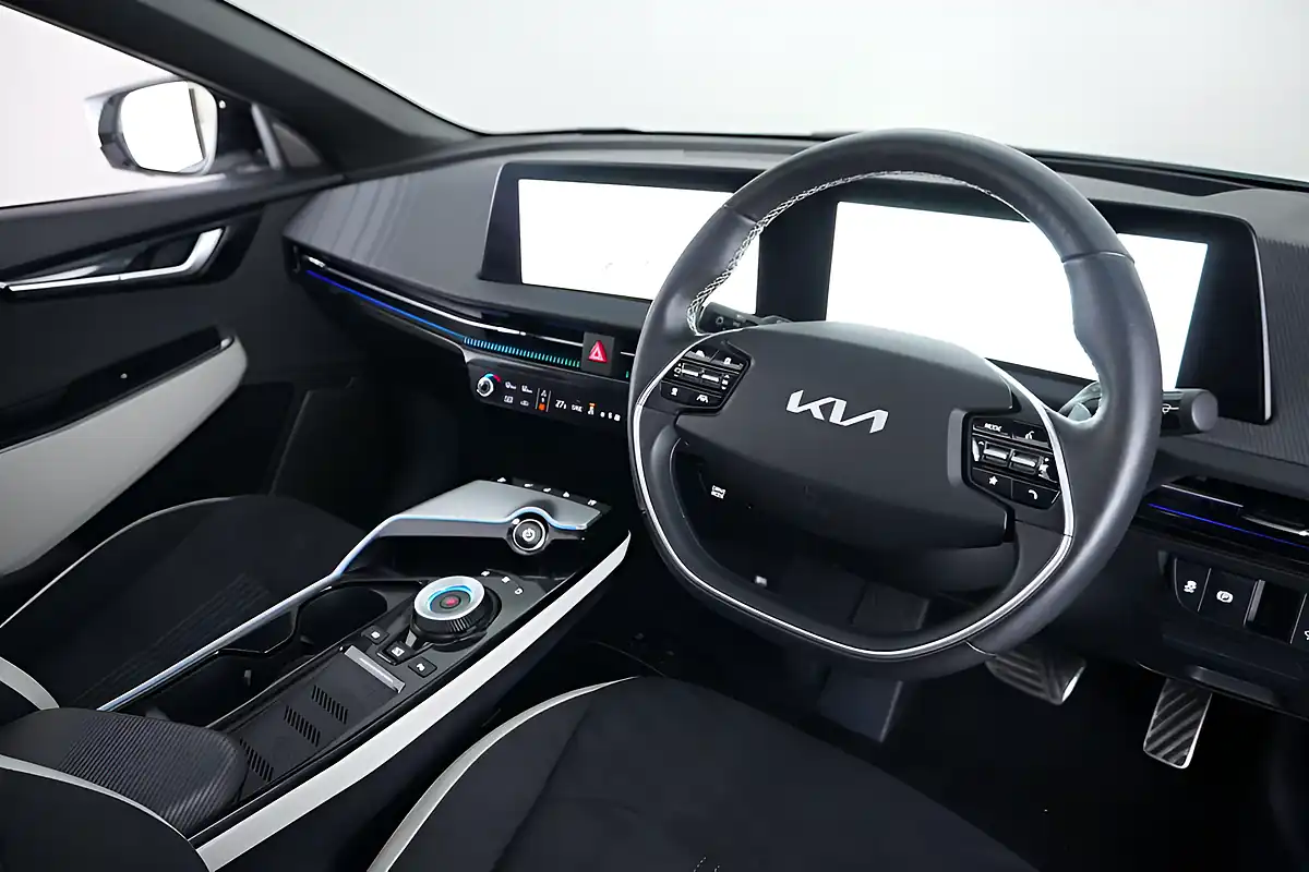 Used 2023 Kia EV6 GT-Line S White - Interior and Exterior details 9