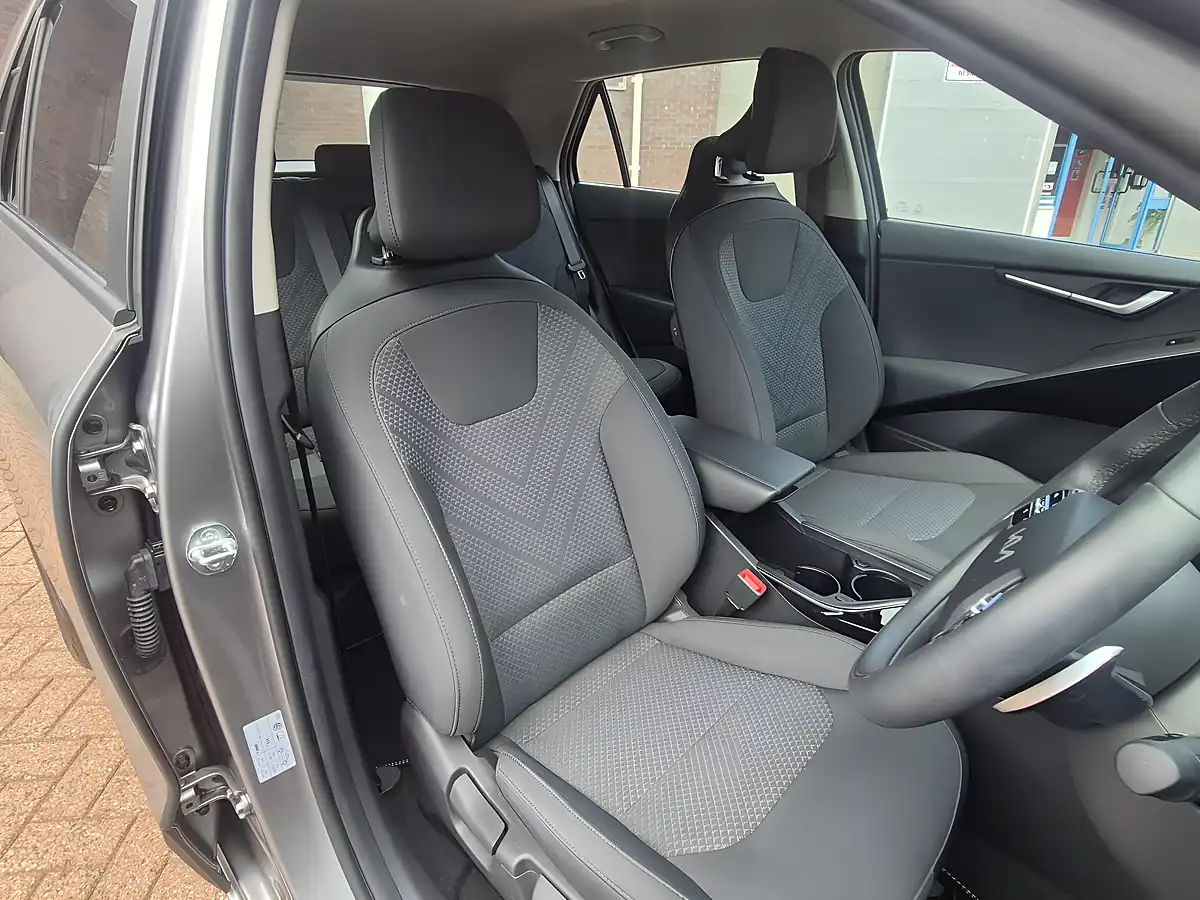 Used 2023 Kia Niro 2 Steel Grey - Interior and Exterior details 13