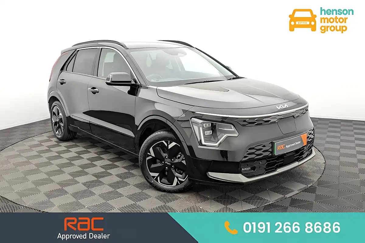 Used 2023 Kia Niro 3 Black - Front View
