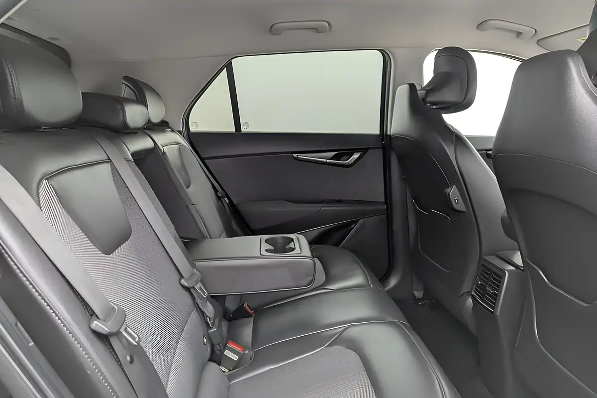 Used 2023 Kia Niro 3 Black - Interior and Exterior details 13