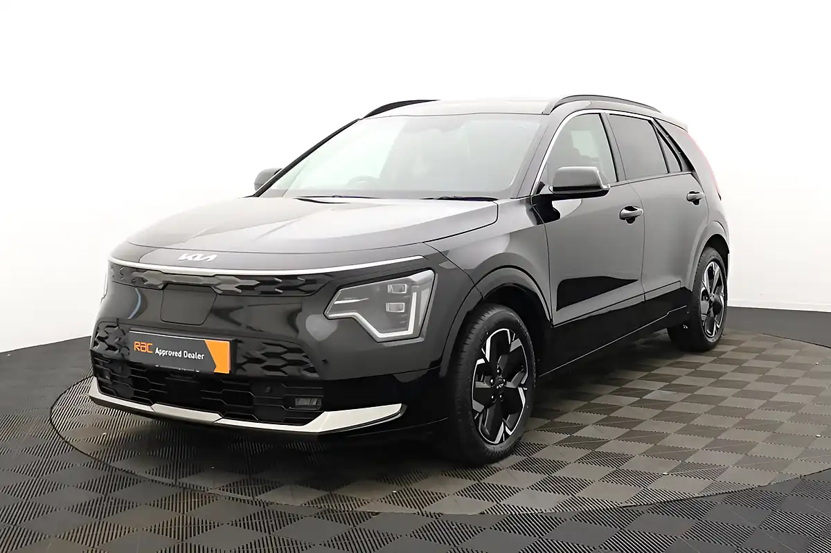 Used 2023 Kia Niro 3 Black - Interior and Exterior details 6