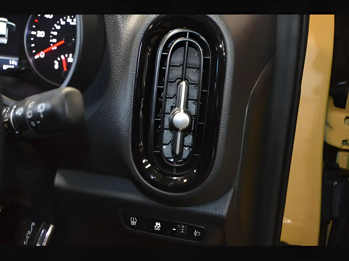 Used 2023 Kia Picanto 2 Honey Bee - Interior and Exterior details 15