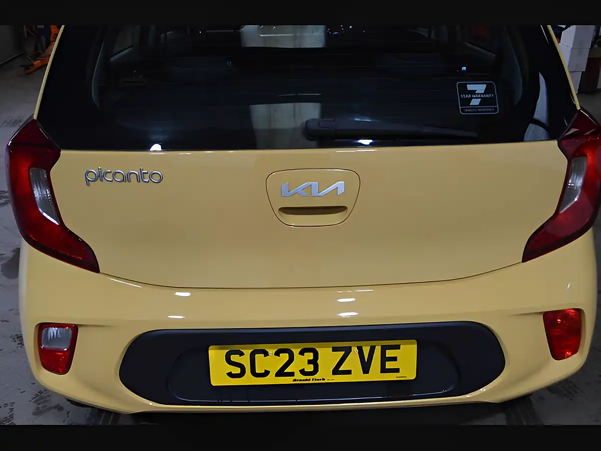 Used 2023 Kia Picanto 2 Honey Bee - Interior and Exterior details 17
