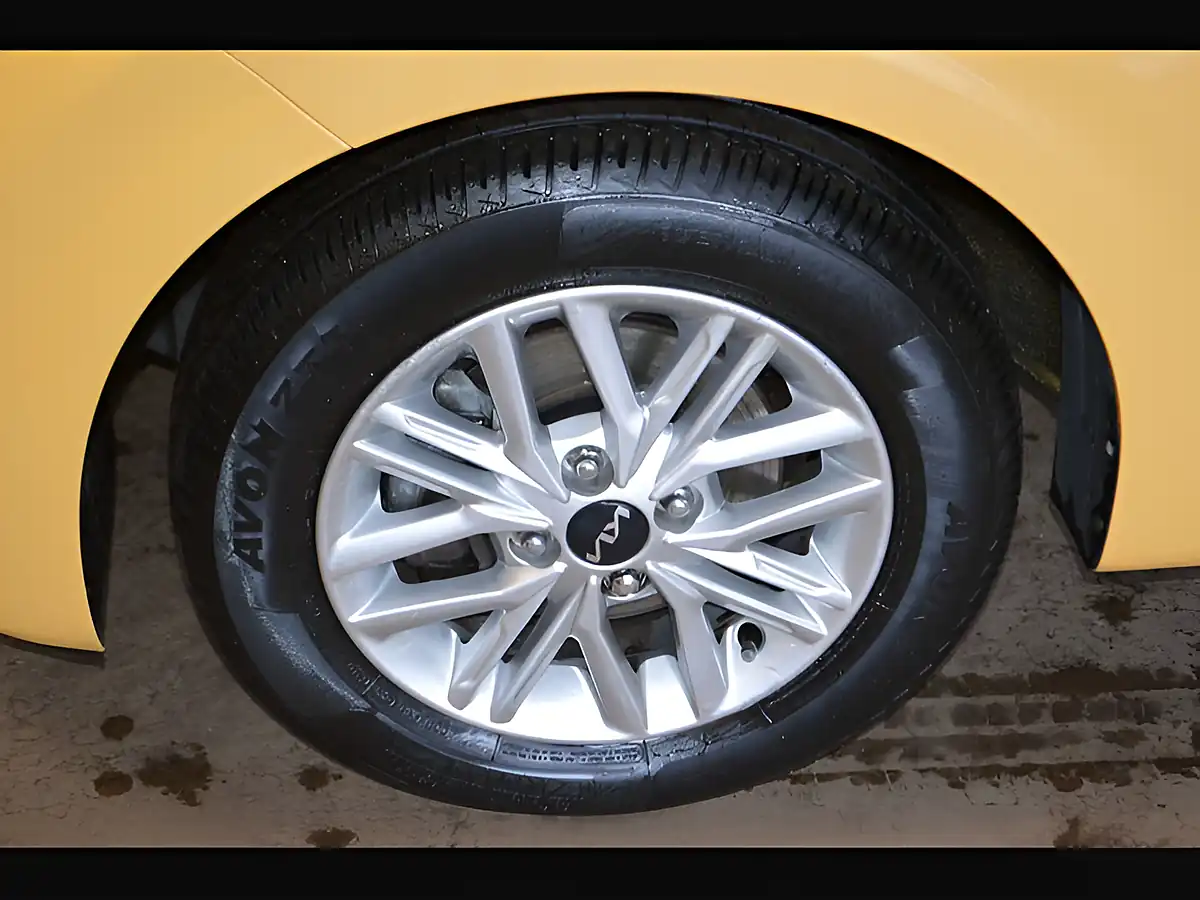 Used 2023 Kia Picanto 2 Honey Bee - Interior and Exterior details 20