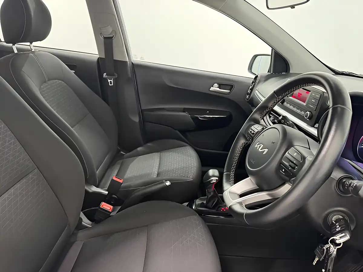 Used 2023 Kia Picanto 2 Silver - Interior and Exterior details 10