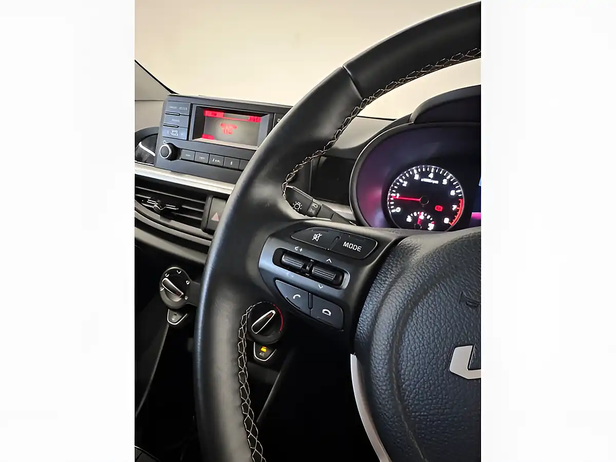 Used 2023 Kia Picanto 2 Silver - Interior and Exterior details 18