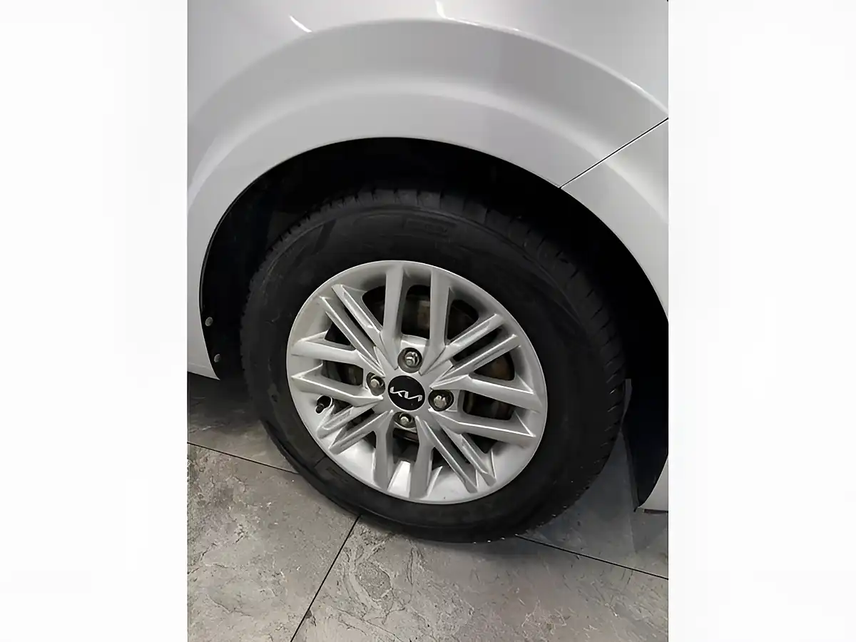 Used 2023 Kia Picanto 2 Silver - Interior and Exterior details 20