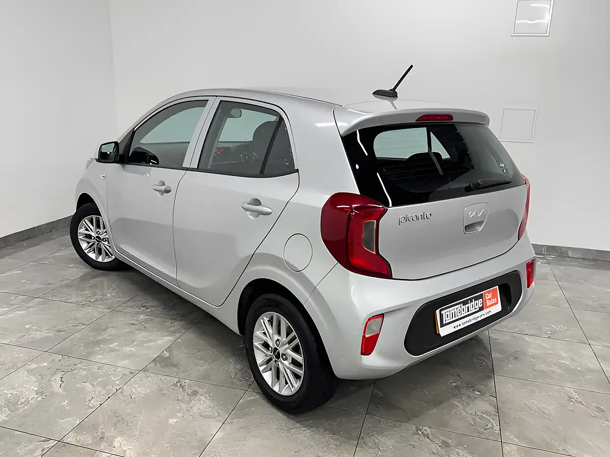 Used 2023 Kia Picanto 2 Silver - Interior and Exterior details 5