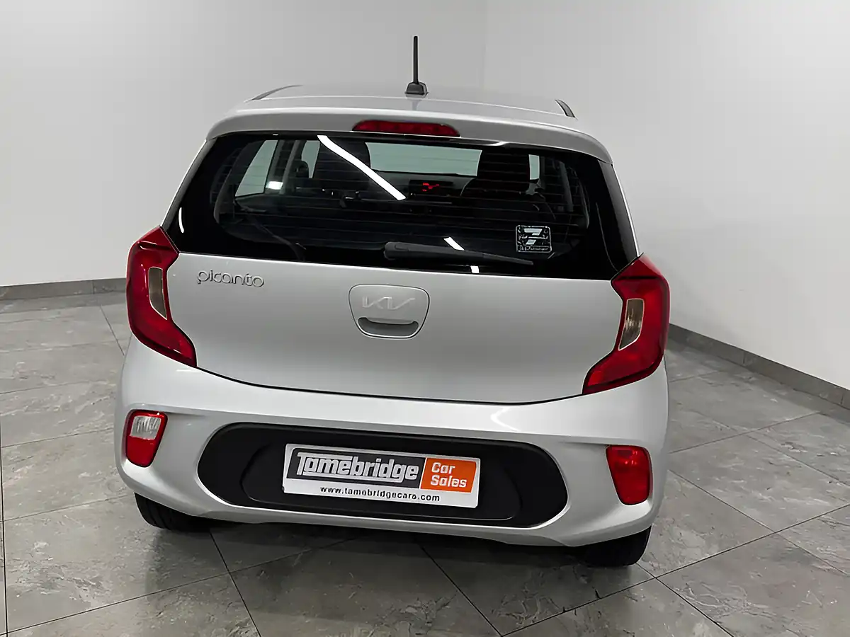 Used 2023 Kia Picanto 2 Silver - Interior and Exterior details 7