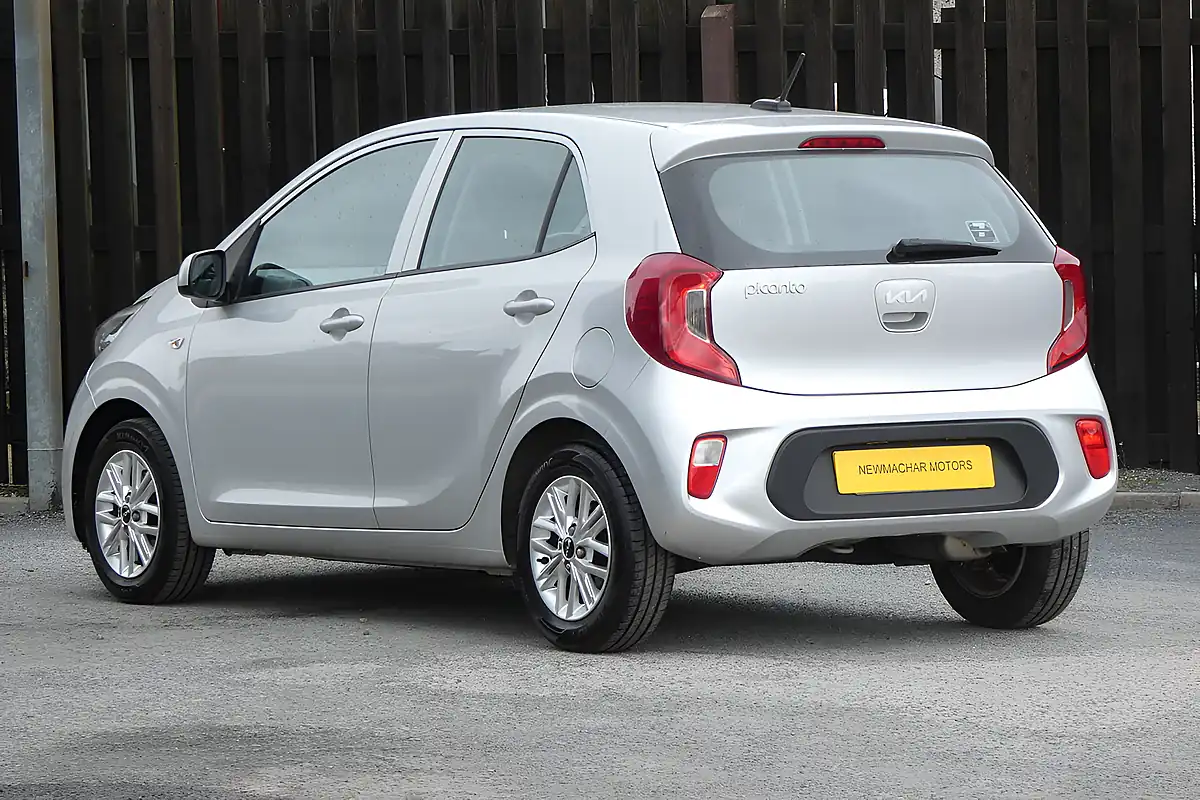 Used 2023 Kia Picanto 2 Silver - Interior and Exterior details 4