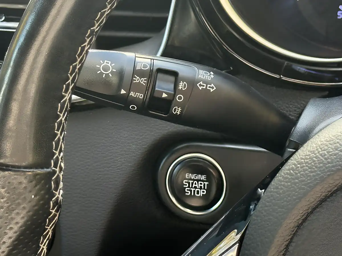 Used 2023 Kia ProCeed GT-Line Blue - Interior and Exterior details 19