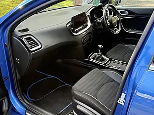 Used 2023 Kia ProCeed GT-Line Blue - Interior and Exterior details 4