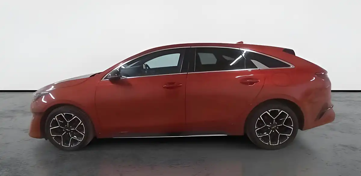 Used 2023 Kia Proceed GT-Line Infra Red - Interior and Exterior details 3