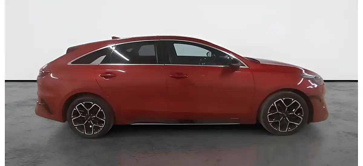 Used 2023 Kia Proceed GT-Line Infra Red - Interior and Exterior details 4