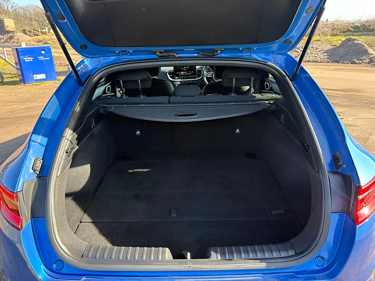 Used 2023 Kia Proceed GT-Line Shooting Brake Blue - Interior and Exterior details 11