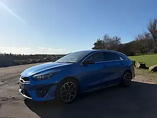 Used 2023 Kia Proceed GT-Line Shooting Brake Blue - Interior and Exterior details 12