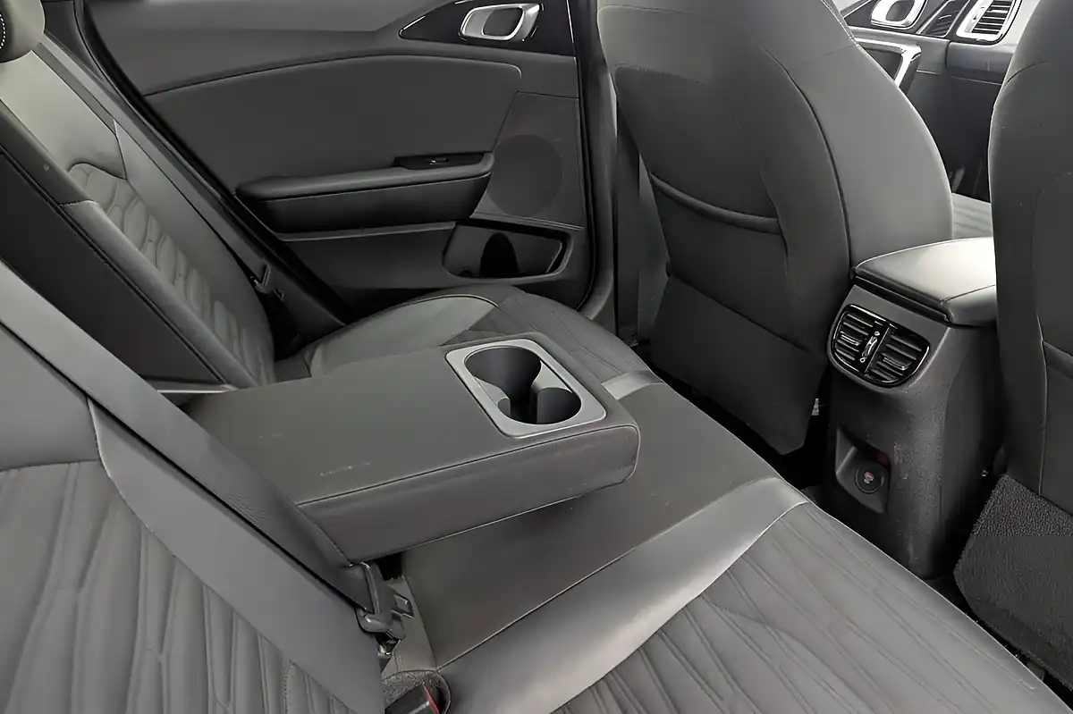Used 2023 Kia Proceed GT-Line Shooting Brake Grey - Interior and Exterior details 15