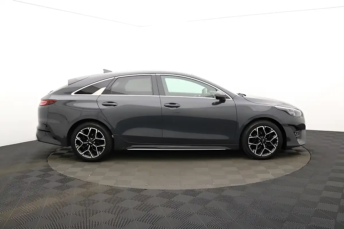 Used 2023 Kia Proceed GT-Line Shooting Brake Grey - Interior and Exterior details 2
