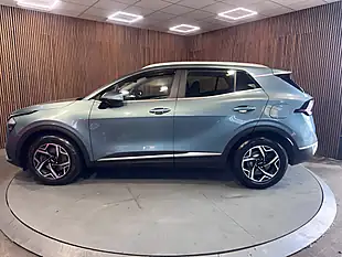 Used 2023 Kia Sportage 2 Grey - Interior and Exterior details 6
