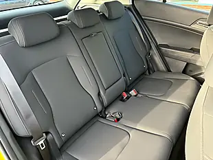Used 2023 Kia Sportage 2 Yellow - Interior and Exterior details 14