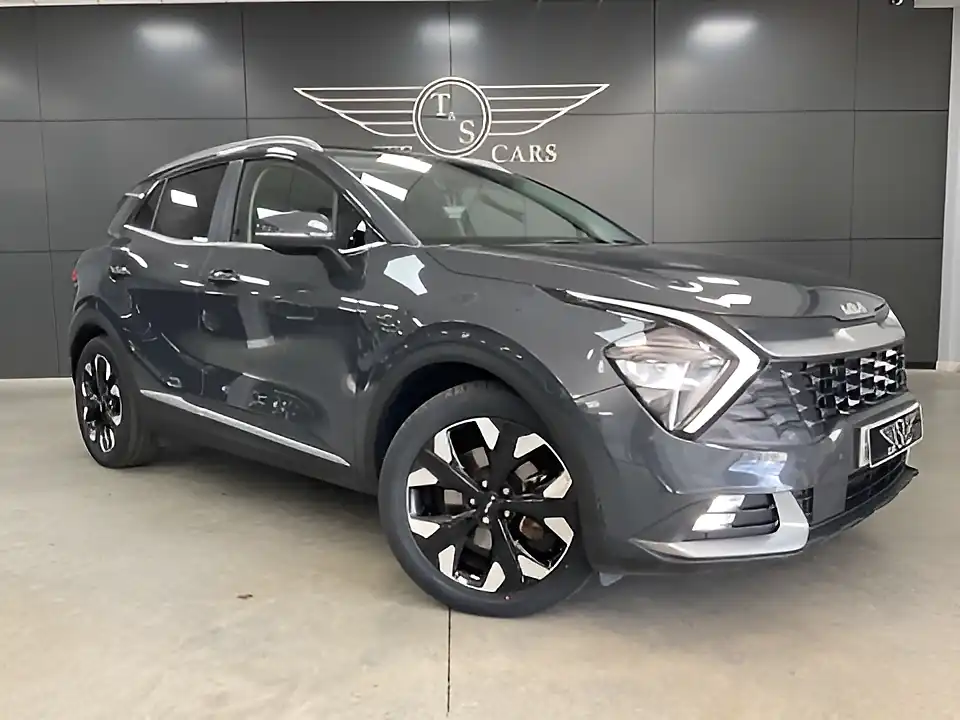 Used 2023 Kia Sportage 3 Grey - Interior and Exterior details 8