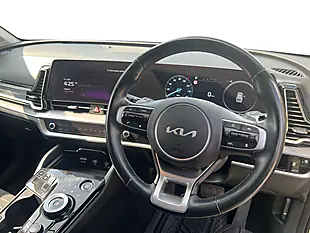 Used 2023 Kia Sportage 3 Splash Lemon - Interior and Exterior details 12
