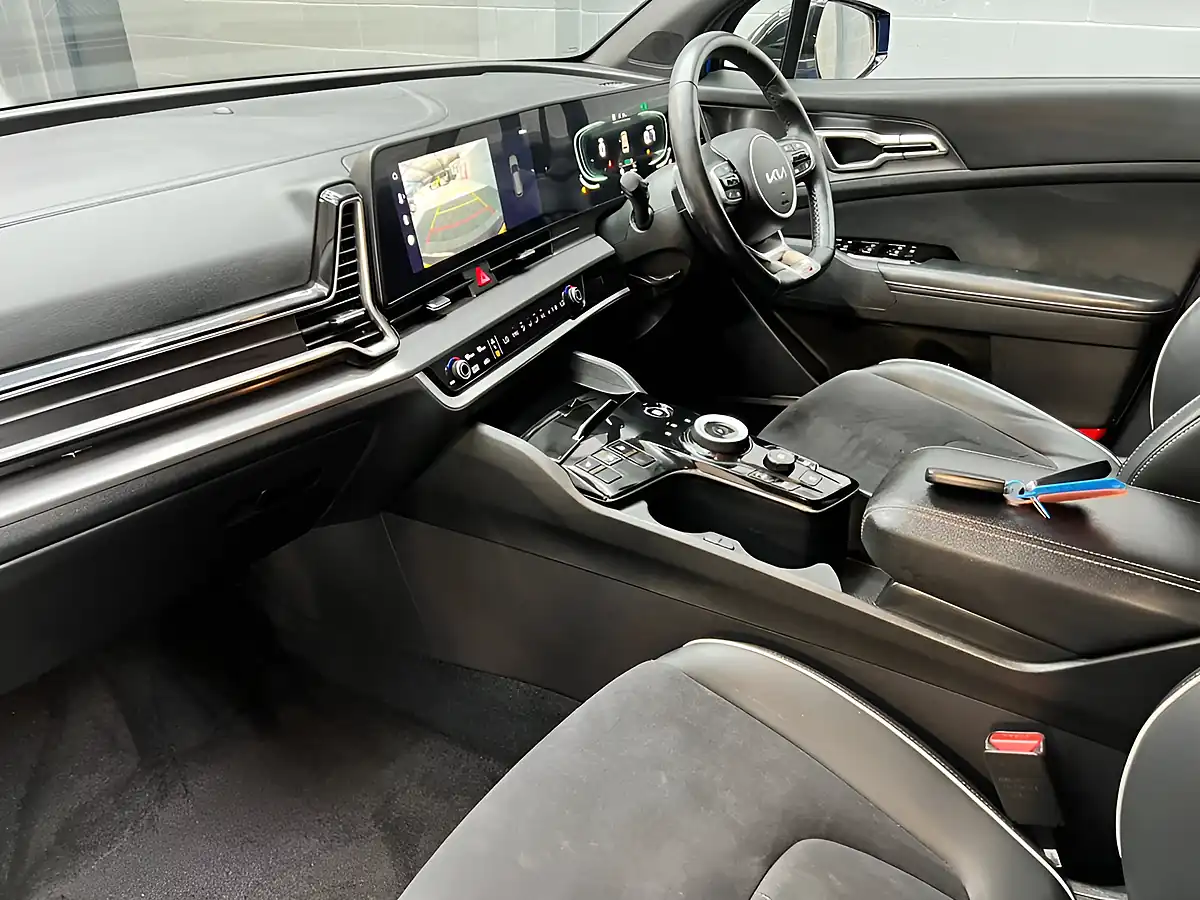 Used 2023 Kia Sportage GT-Line Blue - Interior and Exterior details 14
