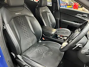 Used 2023 Kia Sportage GT-Line Blue - Interior and Exterior details 5