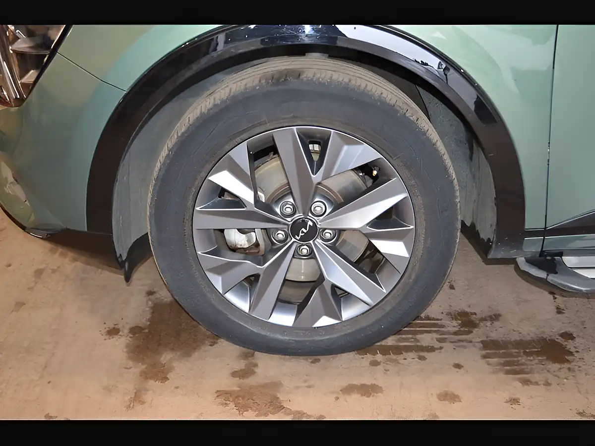 Used 2023 Kia Sportage GT-Line Experience Green - Interior and Exterior details 13