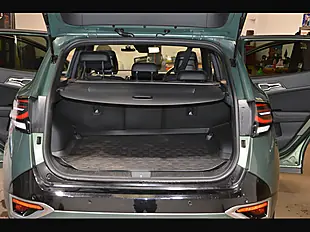 Used 2023 Kia Sportage GT-Line Experience Green - Interior and Exterior details 14