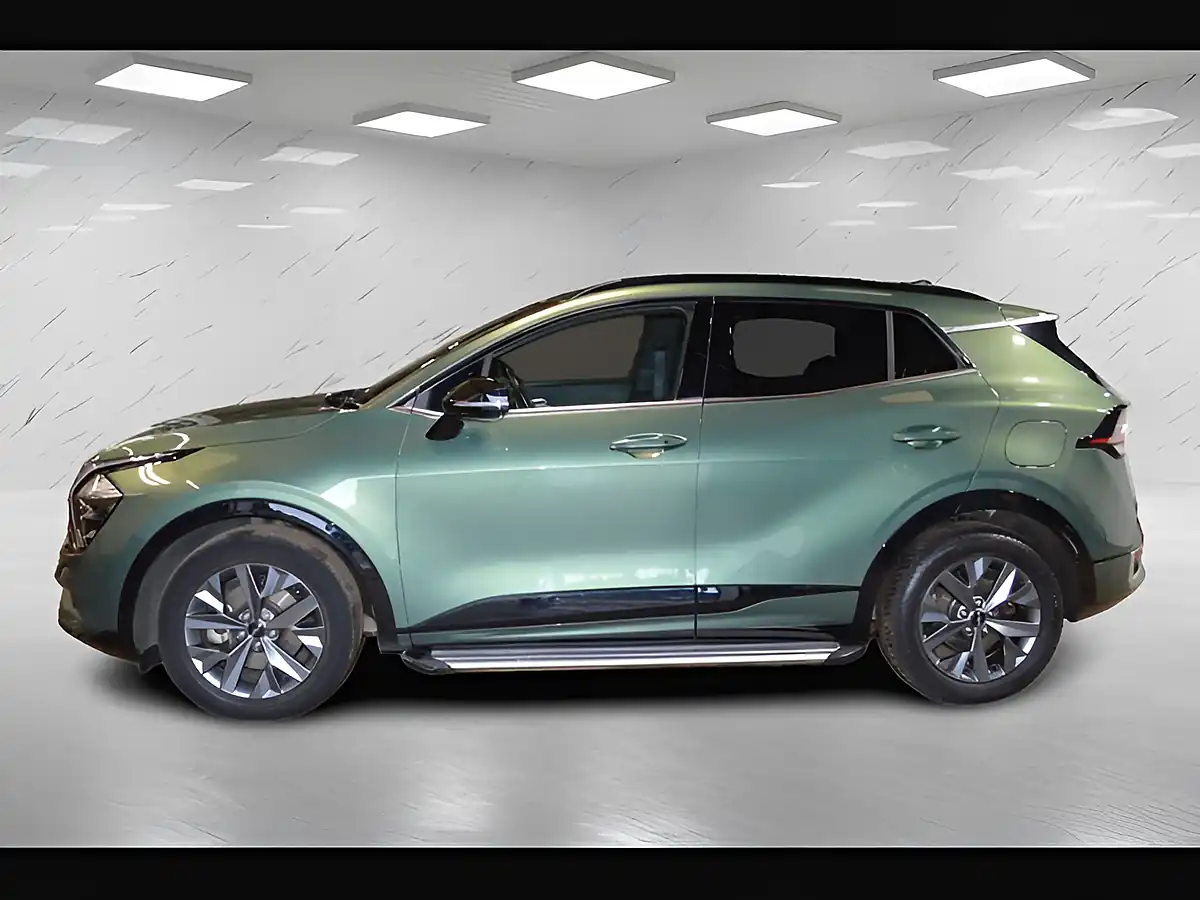 Used 2023 Kia Sportage GT-Line Experience Green - Interior and Exterior details 9