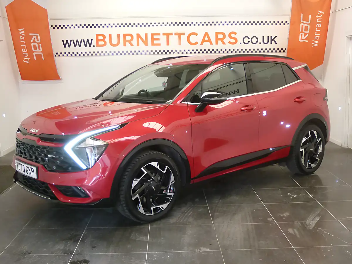 Used 2023 Kia Sportage GT-Line Red Metallic - Front View