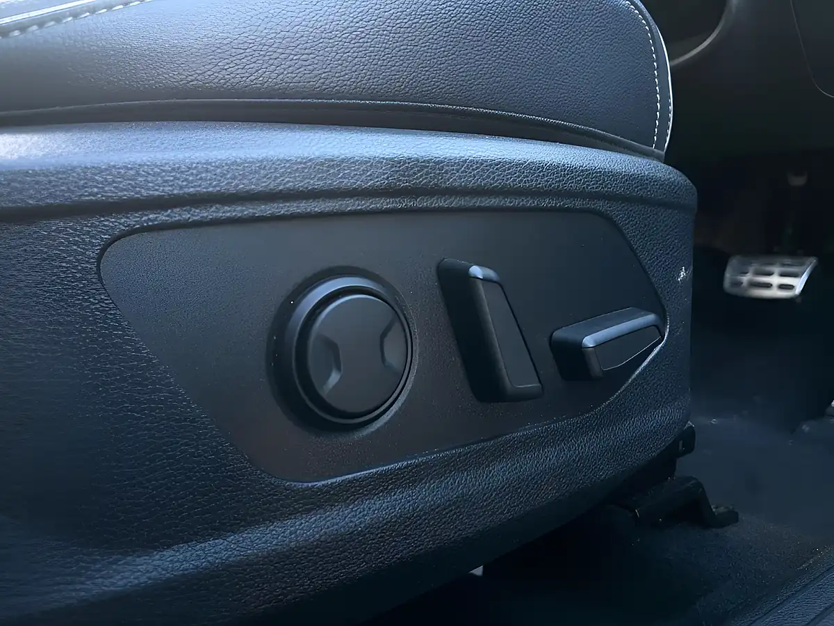 Used 2023 Kia Sportage GT-Line S Blue - Interior and Exterior details 20