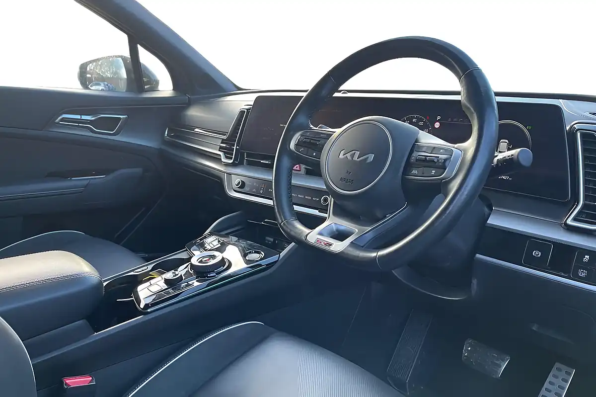 Used 2023 Kia Sportage GT-Line S Blue - Interior and Exterior details 9