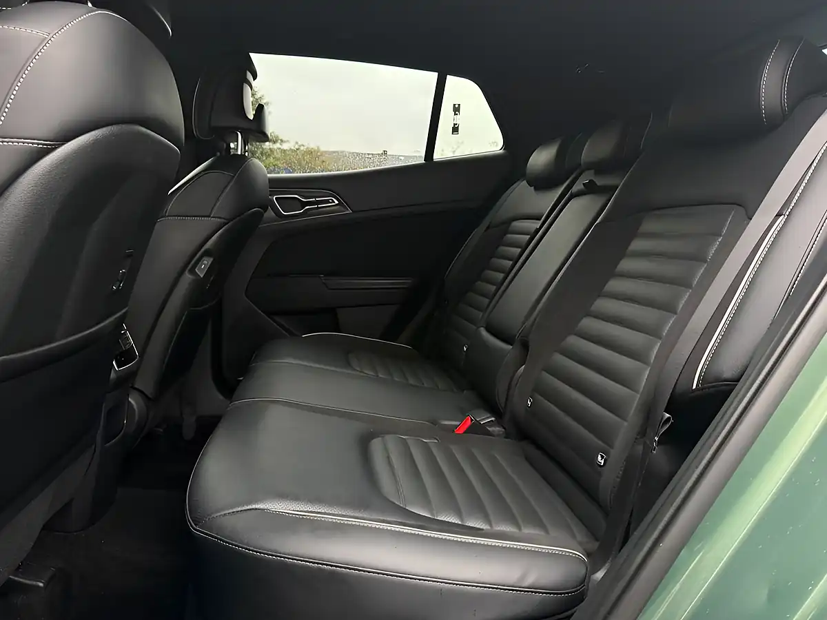 Used 2023 Kia Sportage GT-Line S Green - Interior and Exterior details 19