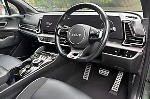 Used 2023 Kia Sportage GT-Line S Green - Interior and Exterior details 2