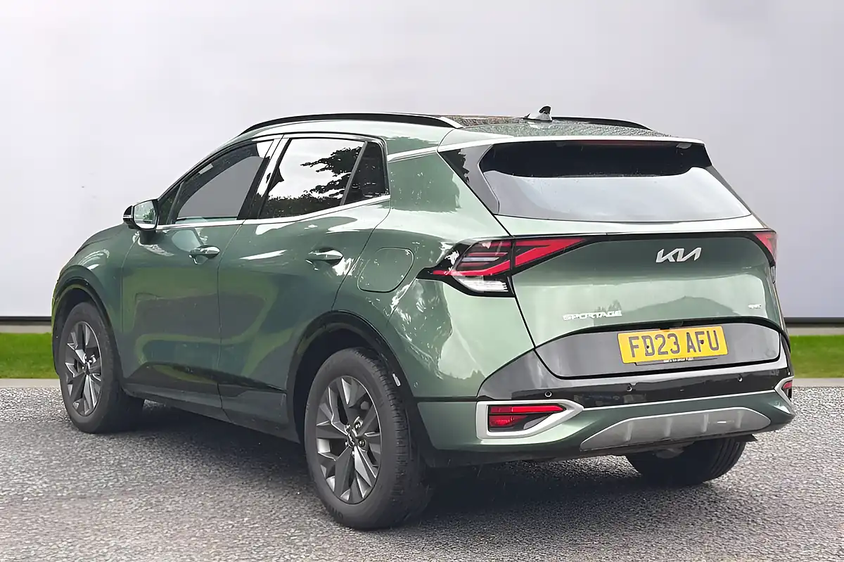 Used 2023 Kia Sportage GT-Line S Green - Interior and Exterior details 9