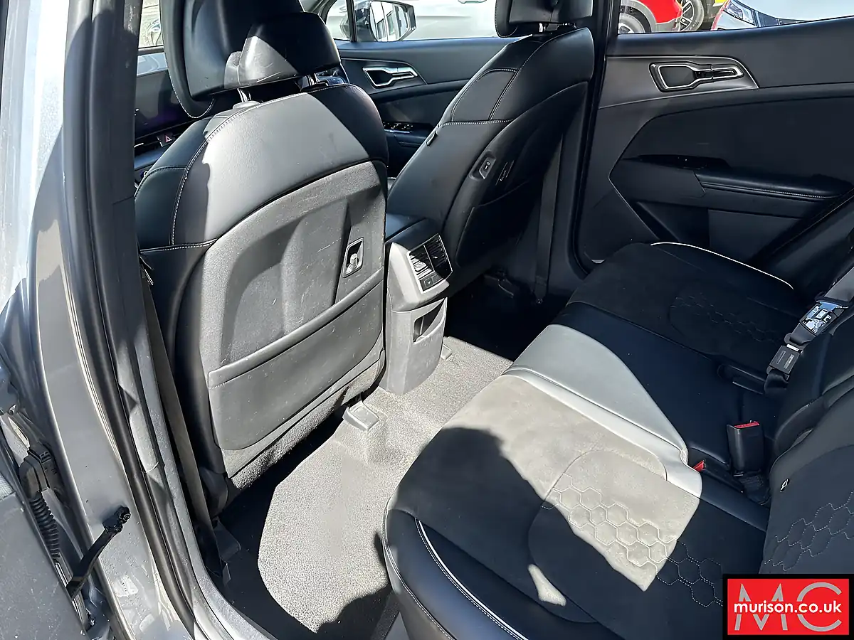 Used 2023 Kia Sportage GT-Line Silver - Interior and Exterior details 15