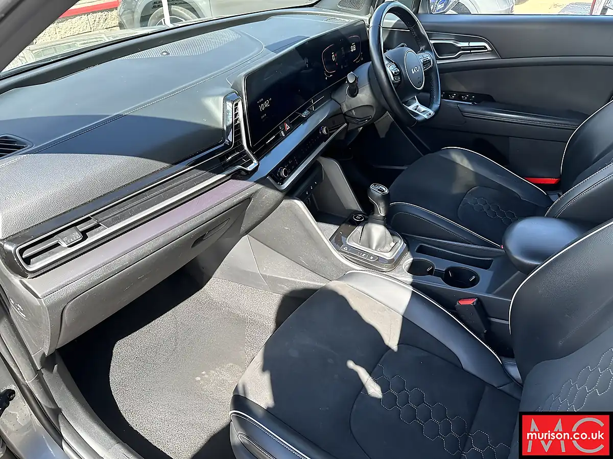 Used 2023 Kia Sportage GT-Line Silver - Interior and Exterior details 20