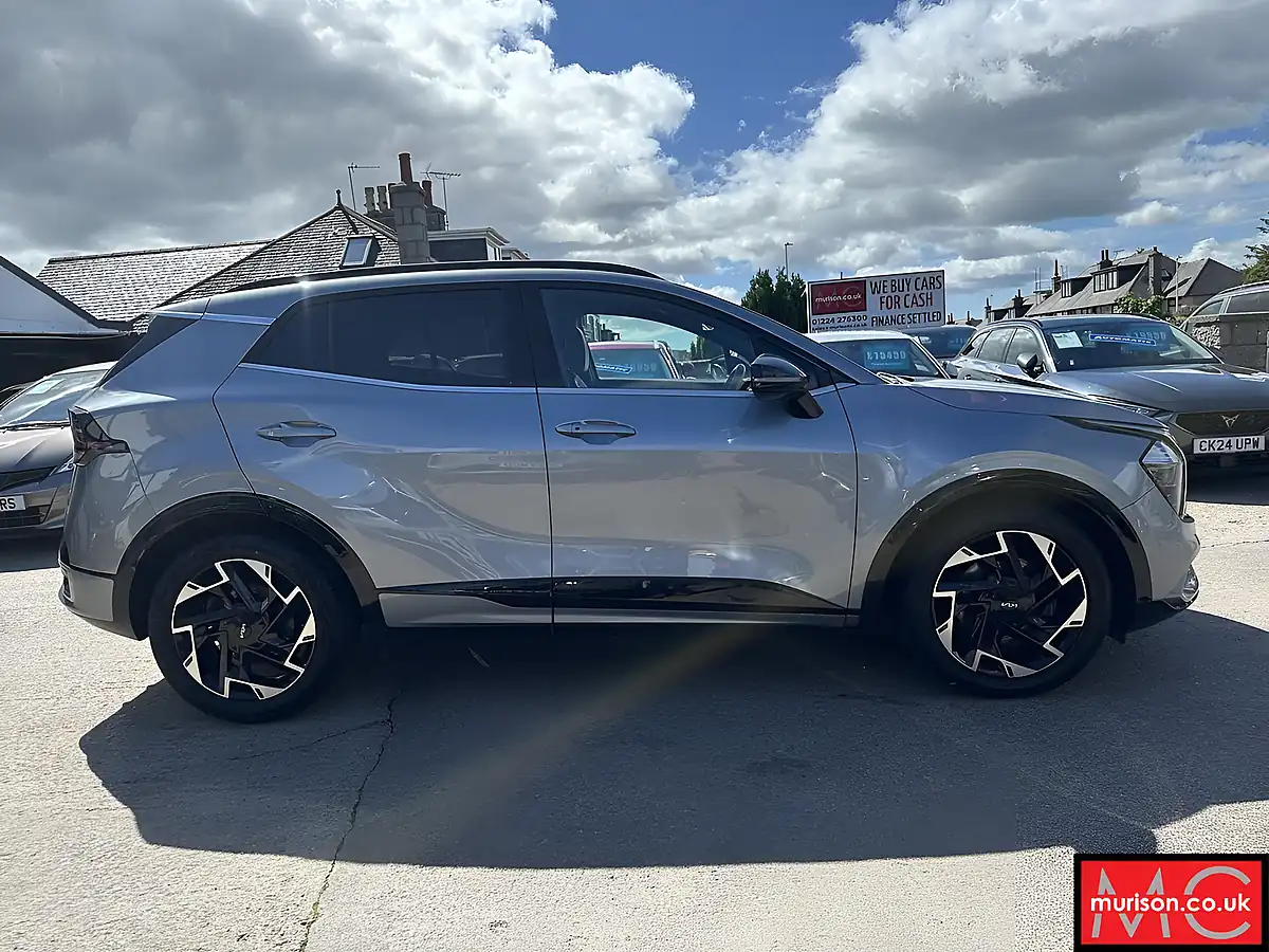 Used 2023 Kia Sportage GT-Line Silver - Interior and Exterior details 5