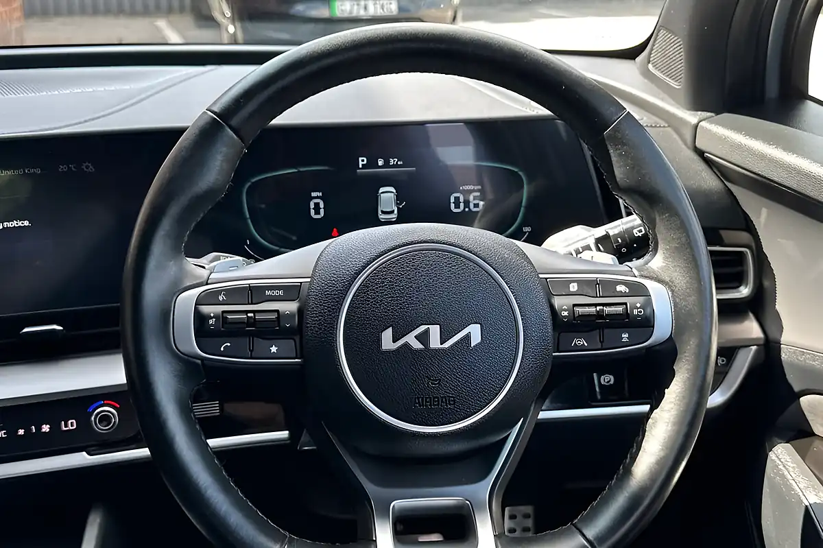 Used 2023 Kia Sportage GT-Line Silver - Interior and Exterior details 10