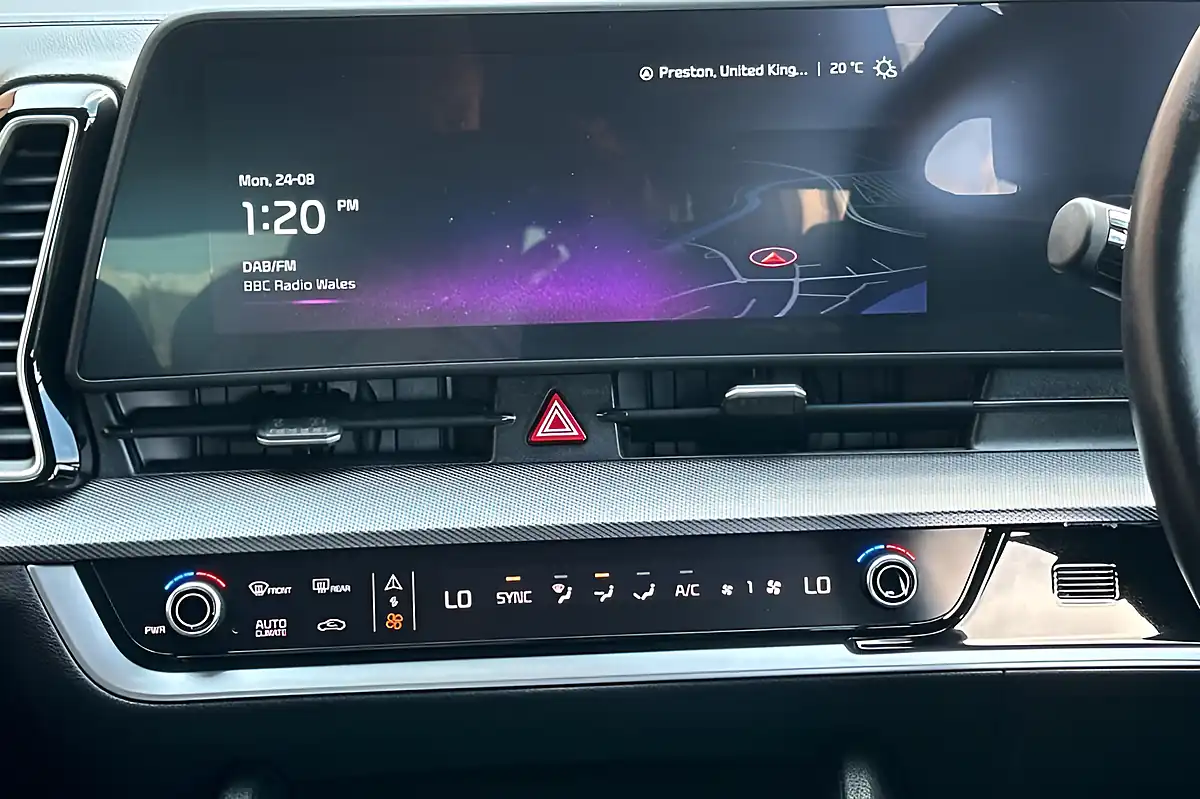 Used 2023 Kia Sportage GT-Line Silver - Interior and Exterior details 12