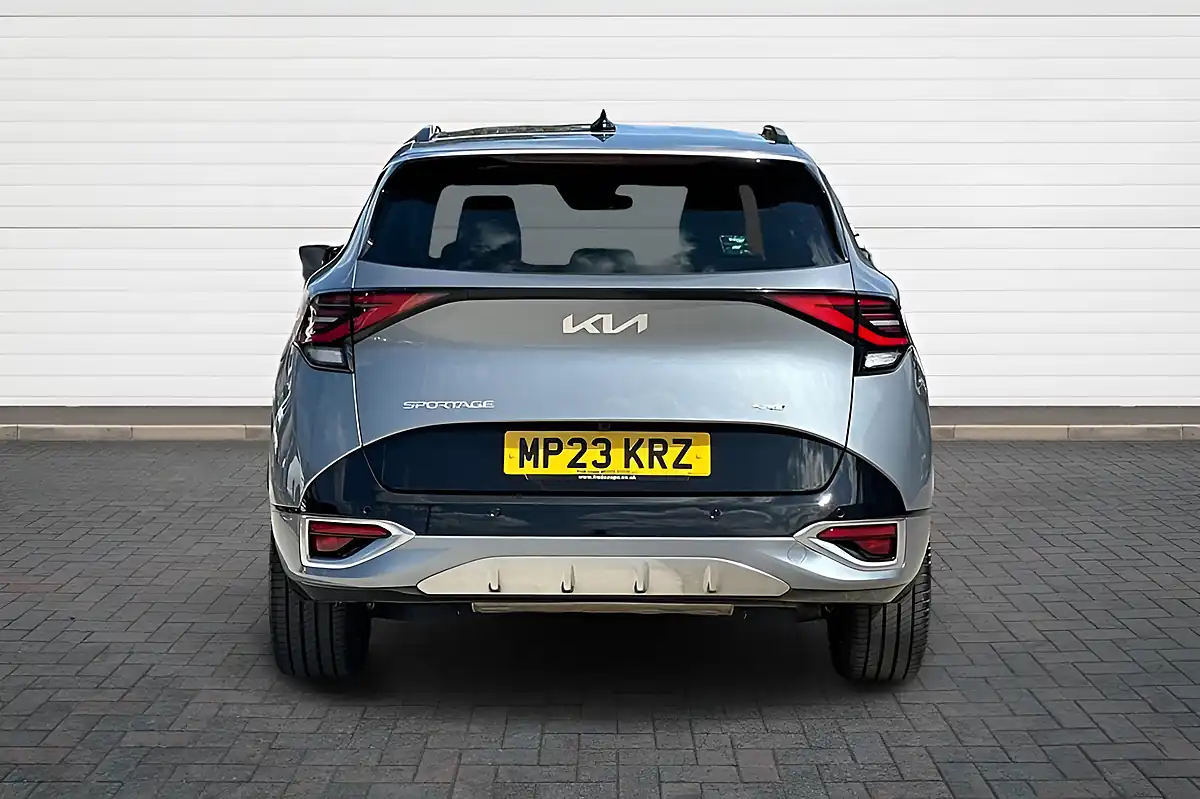 Used 2023 Kia Sportage GT-Line Silver - Interior and Exterior details 4