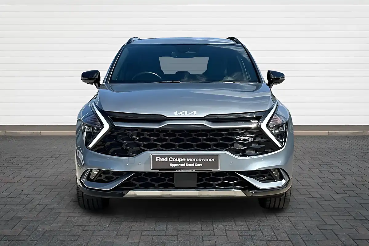 Used 2023 Kia Sportage GT-Line Silver - Interior and Exterior details 8