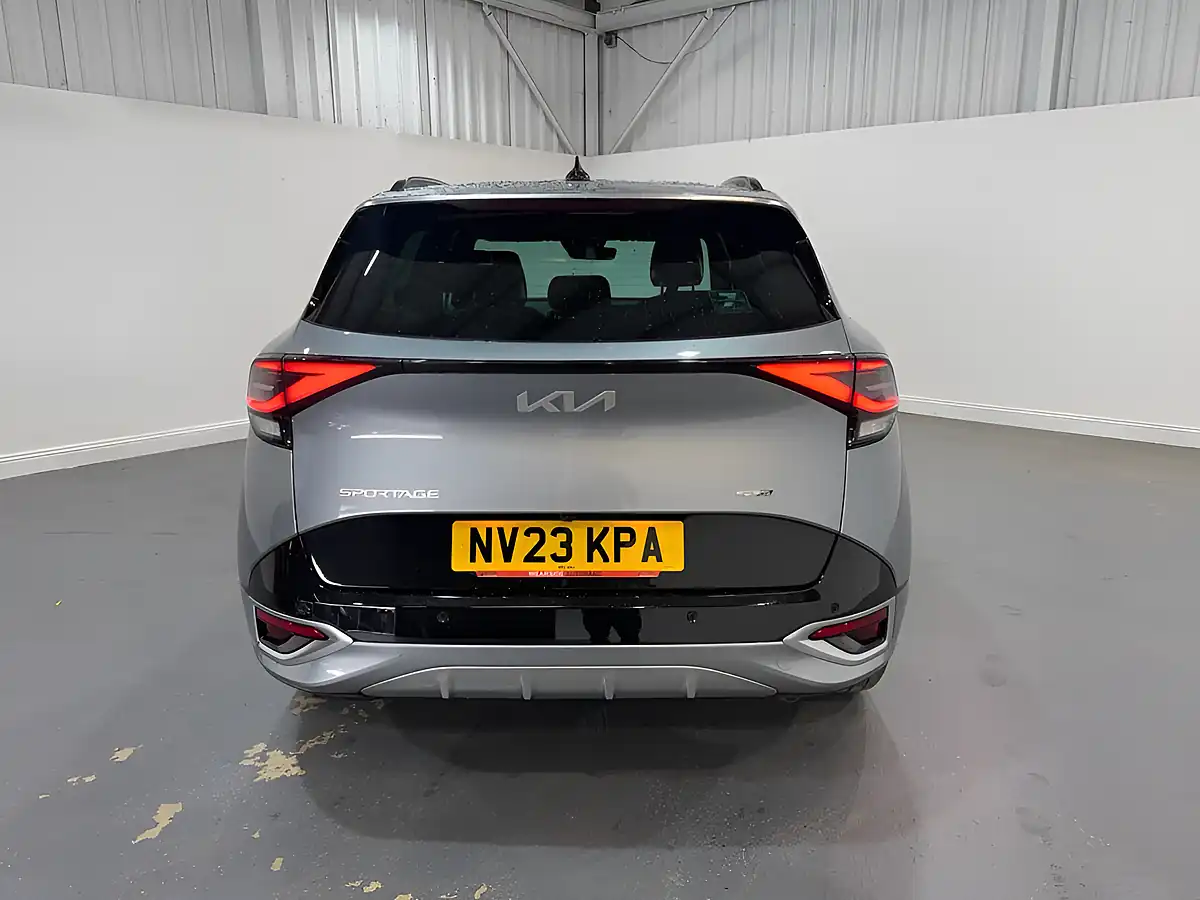 Used 2023 Kia Sportage GT-Line Silver - Interior and Exterior details 8
